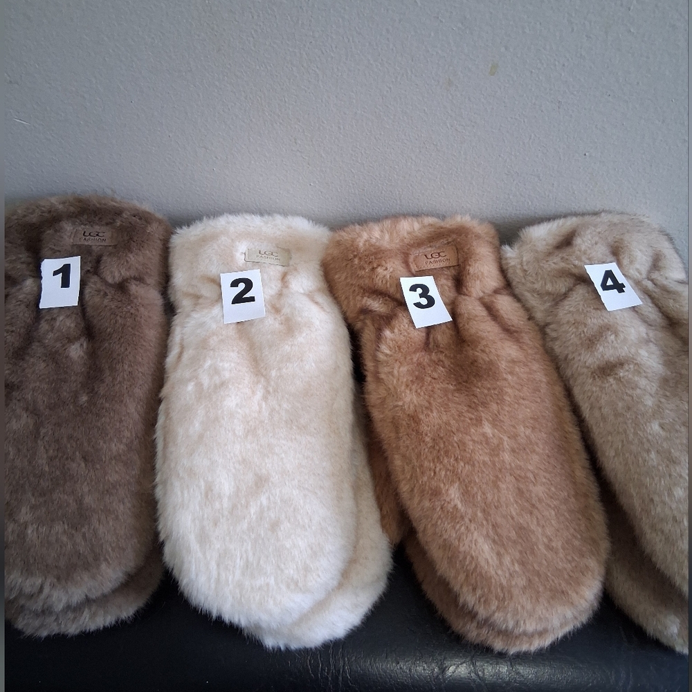 Faux Fur Mittens